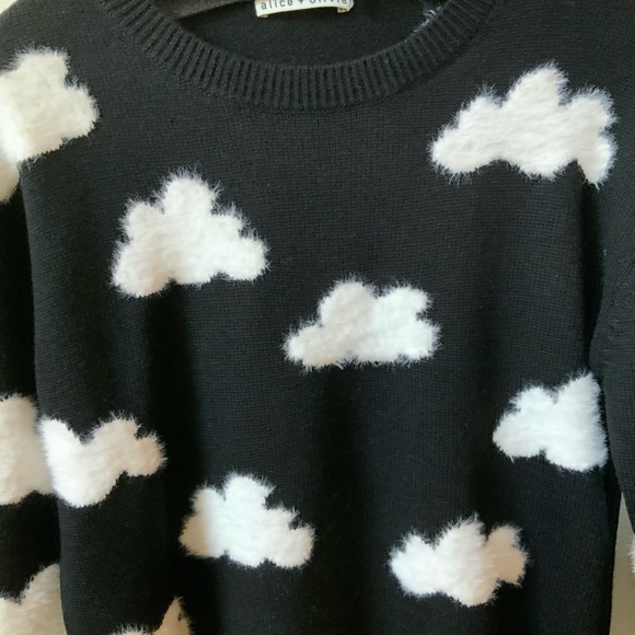 BEAUTIFUL BRAND NEW ALICE + OLIVIA GLEESON FUZZY CLOUD SWEATER IN BLACK & WHITE - Picture 13 of 16